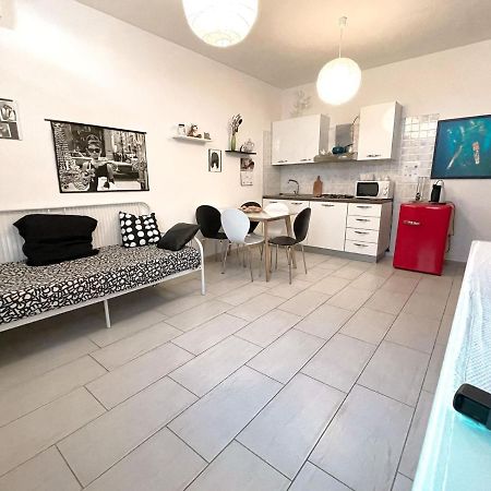 Red Ginger Apartment Oristano Exterior photo